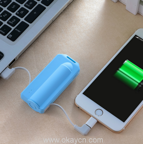 key-ring-with-built-in-cable-power-bank-2000mah-03