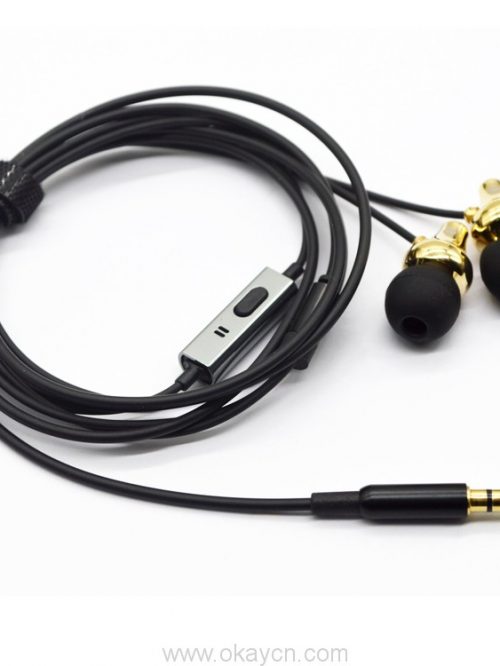 mini-earphone-03