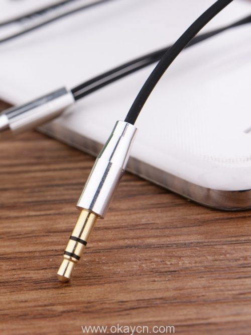 plastic-earphone-headset-for-smartphone-02