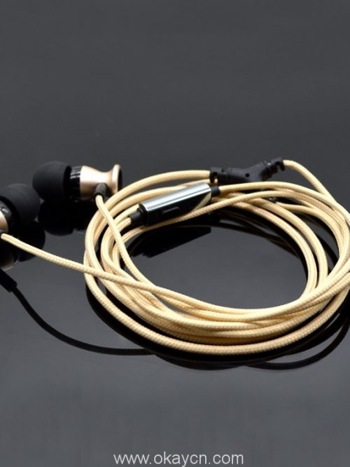 rose-gold-earphone-03